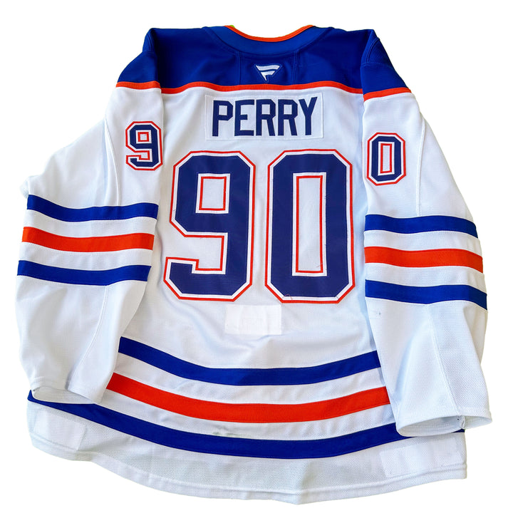 Corey Perry Edmonton Oilers Game Worn Jersey - 2024-25 White Set #1 - C00188