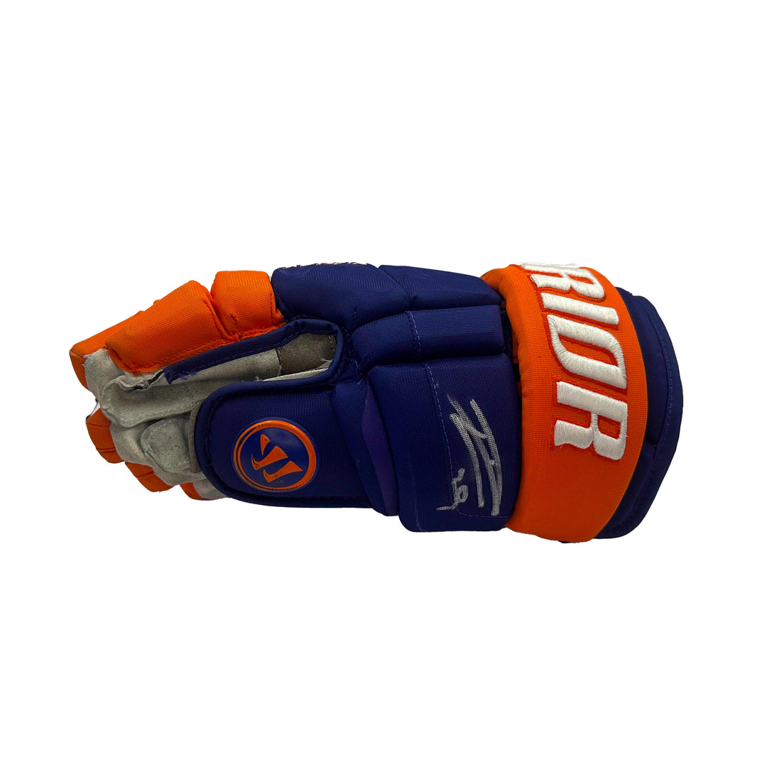 Leon Draisaitl Oilers Signed Game Worn 2023-24 Warrior Royal Hockey Gloves #22309