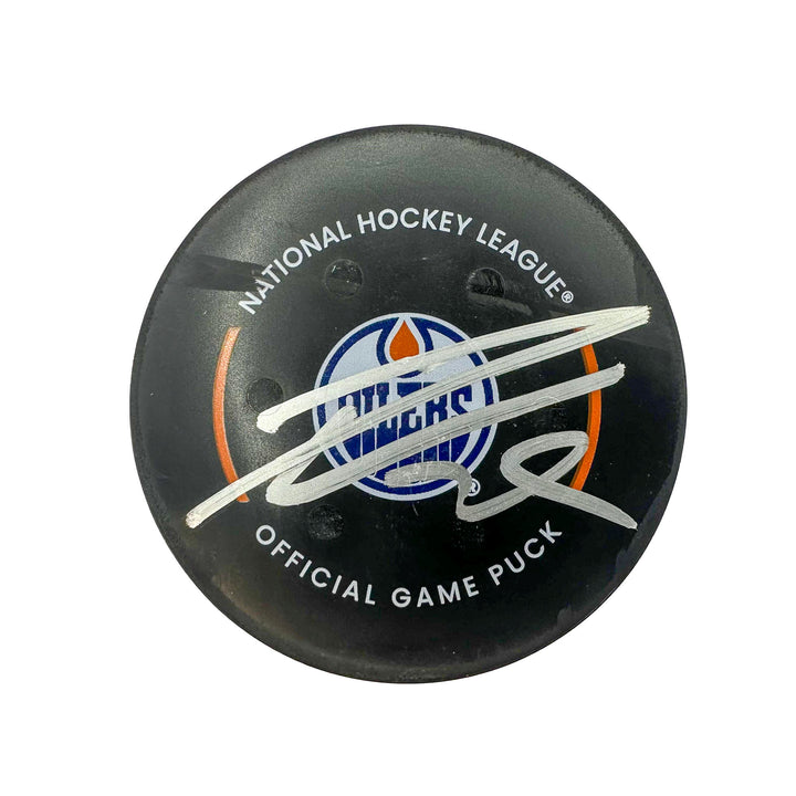 Leon Draisaitl Edmonton Oilers Autographed Playoff Goal Puck - May. 1/2024 vs Los Angeles Kings #24585