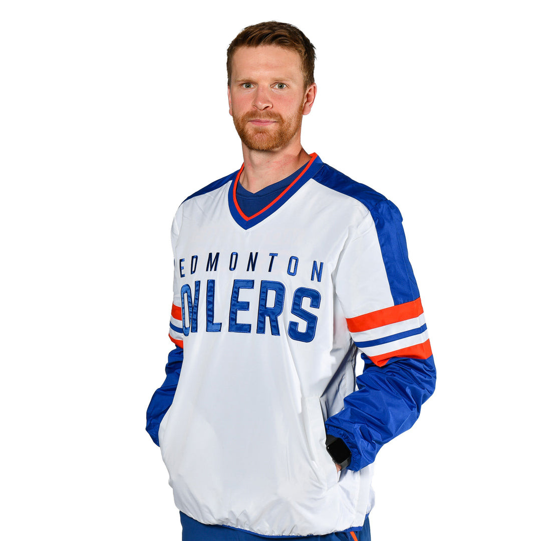 Edmonton Oilers G-III White High Heat V-Neck Pullover Sweatshirt