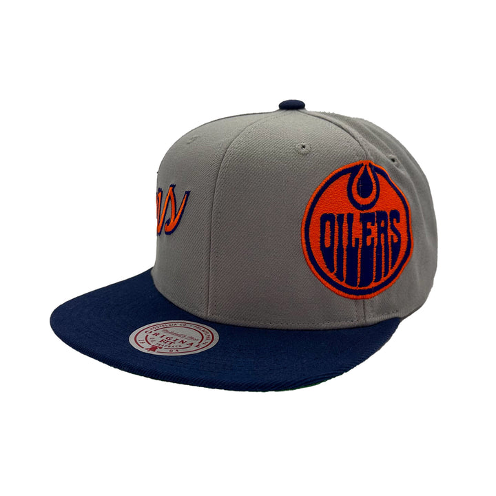 Edmonton Oilers Mitchell & Ness Grey Knock Out Panel Snapback Hat