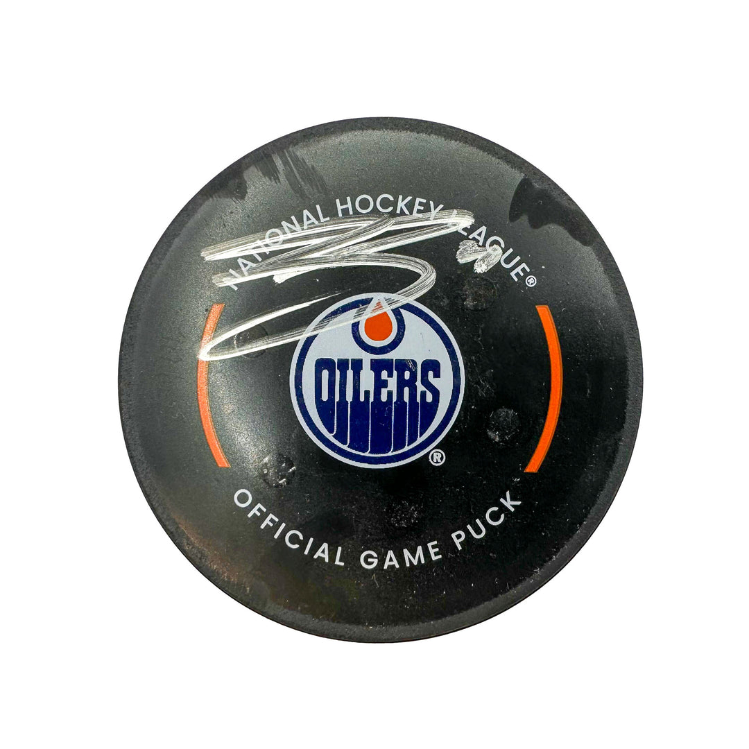 Evander Kane Edmonton Oilers Autographed Goal Puck - Nov. 13/2023 vs New York Islanders #24180