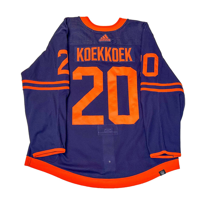 Slater Koekkoek Edmonton Oilers Game Worn Jersey - 2021-22 Navy Set #1 - U05775