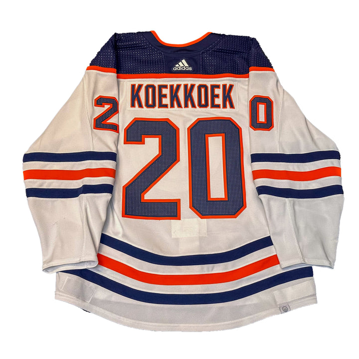 Slater Koekkoek Edmonton Oilers Game Worn Jersey - 2021-22 White Set #1 - U05746