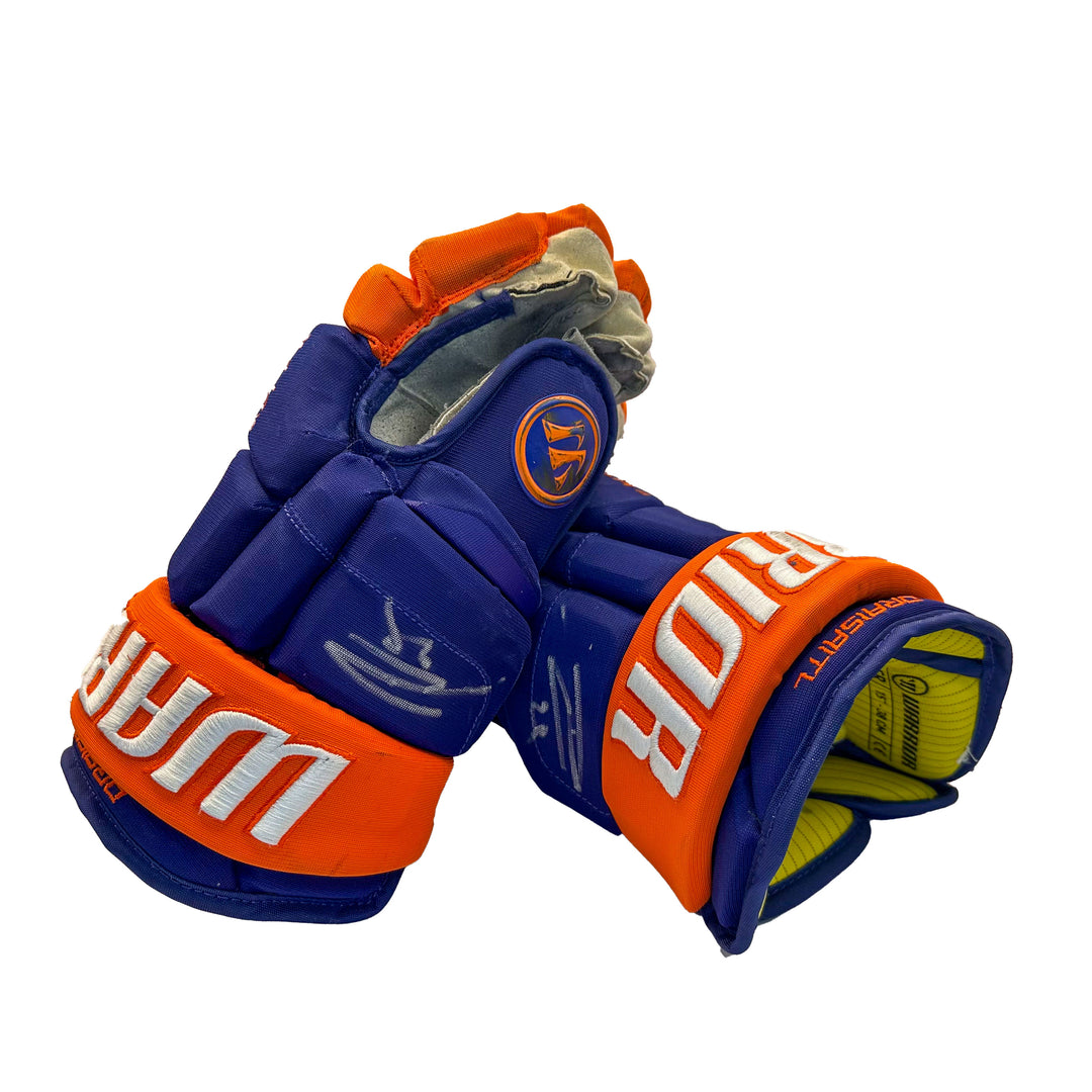 Leon Draisaitl Edmonton Oilers Signed Playoff Game Worn 2023-24 Warrior Royal Hockey Gloves #22318